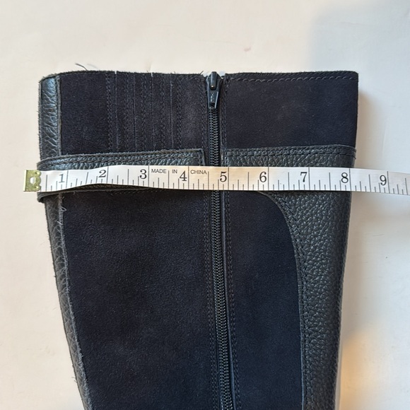 CLARKS  navy boots in excellent condition! - Picture 10 of 12